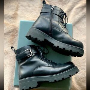 Vagabond Leather Combat Boots 8